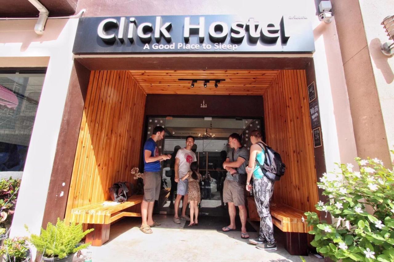 Click Hostel Bangkok Exterior foto